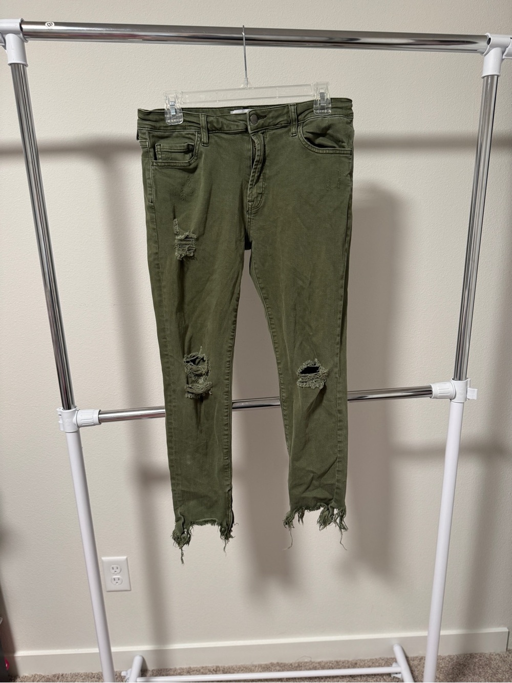 VERVET BY FLYING MONKEY Olive Green Distressed Skinny Jeans